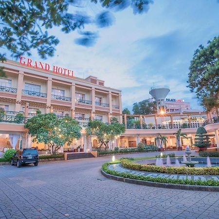 Grand Hotel Вунг Тау Екстериор снимка