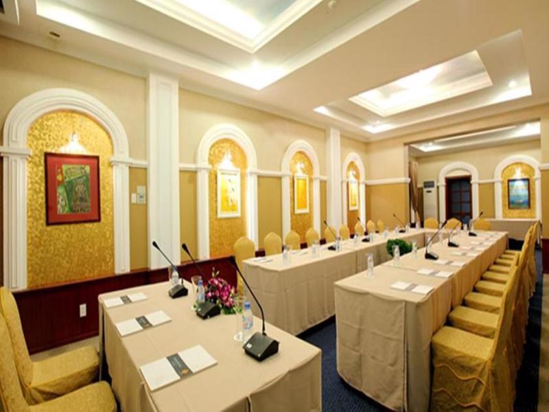 Grand Hotel Вунг Тау Екстериор снимка